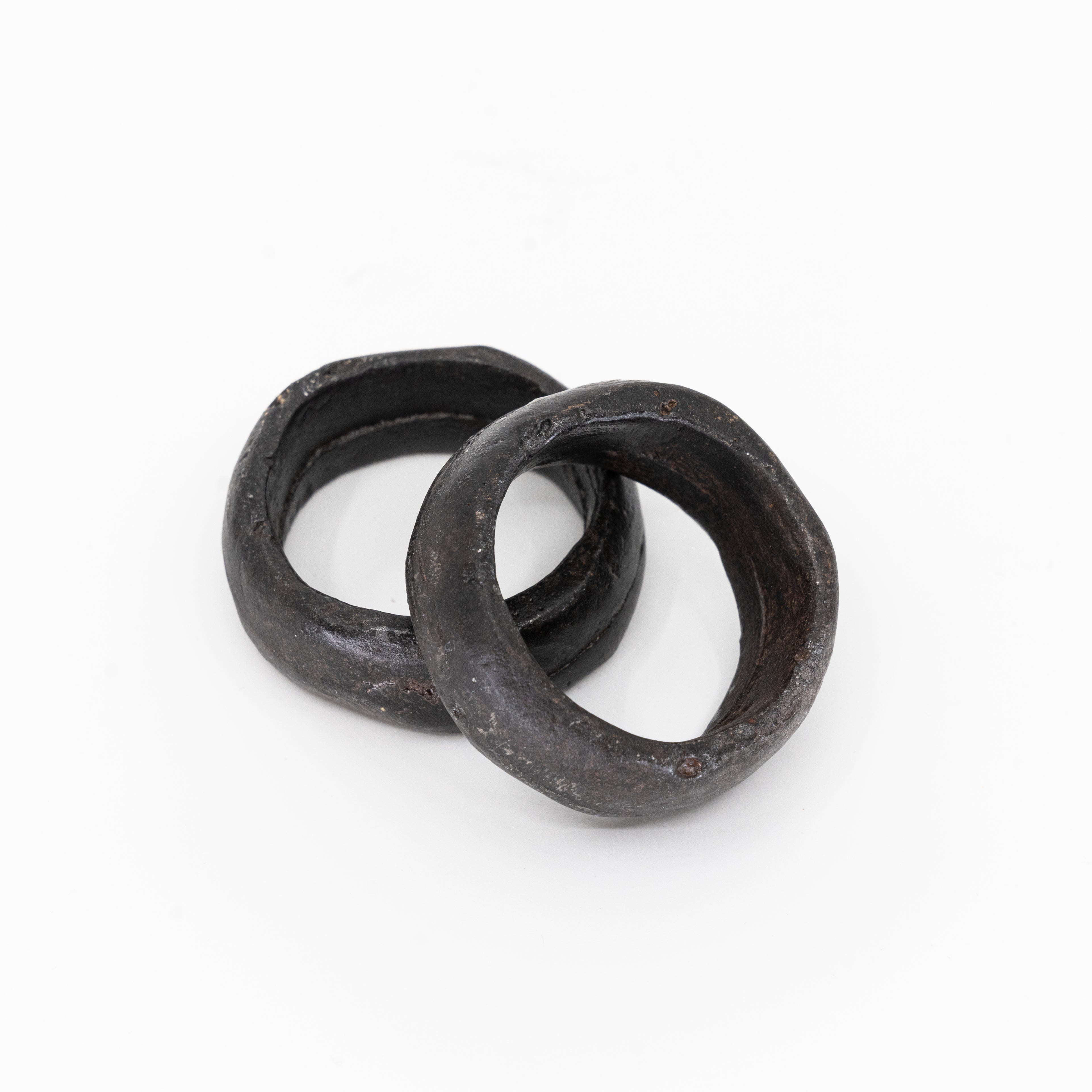 Cast Metal Napkin Ring - Wood and Steel Furnitures