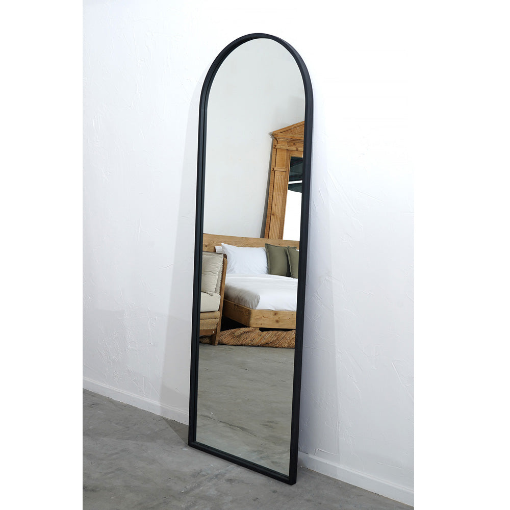 Nero  Arc mirror - Wood and Steel Furnitures